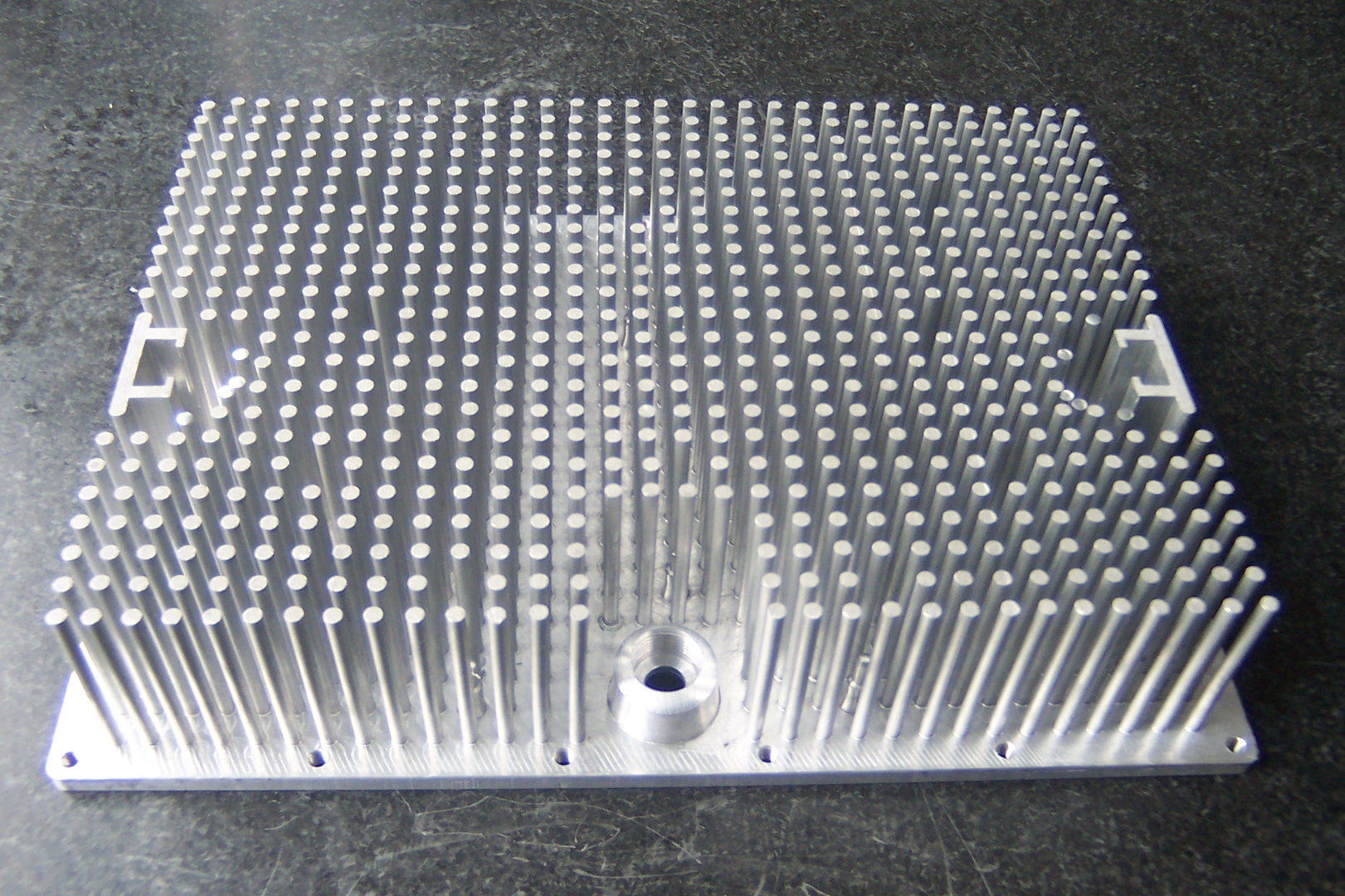 Pin Fin Heat Sink_Heat Sink_Jacarlos Industries Co., Ltd