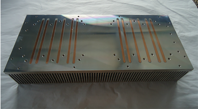 Skived fins heat sink